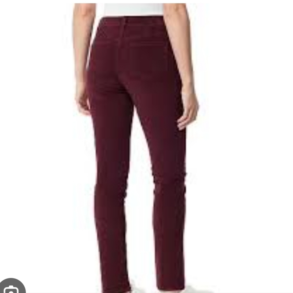 Gloria Vanderbilt Women's Straight Leg Jeans in Rich Brown - Picture 10 of 10